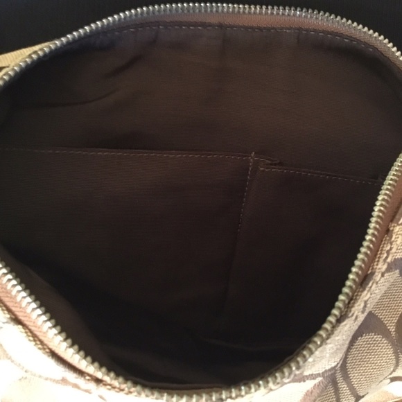 .Hobo Coach - Picture 3 of 5
