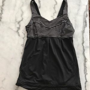 Lululemon workout tank