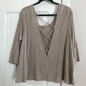 American Eagle Outfitters cream mid sleeve top