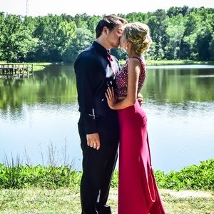 Meet your Posher, Reagan