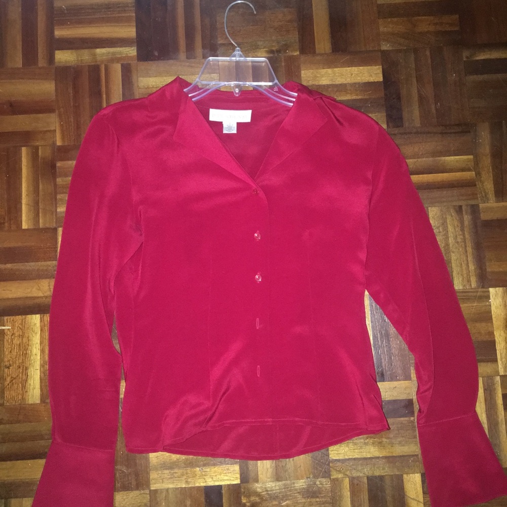 Faux silk red bottom down shirt