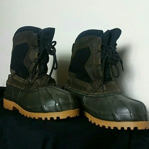 donner mountain duck boots