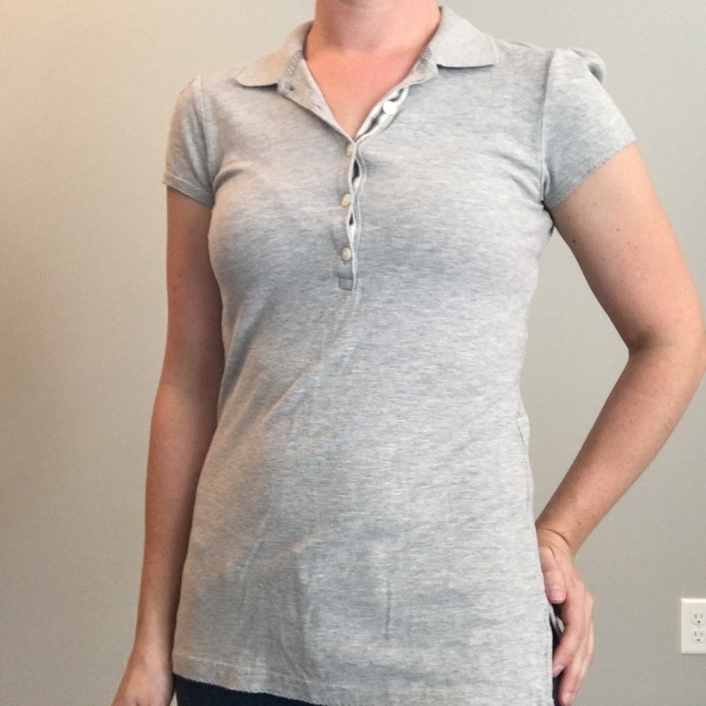 Grey stretchy GAP polo with gathered cap sleeves S