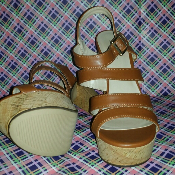 Heels - Picture 2 of 2