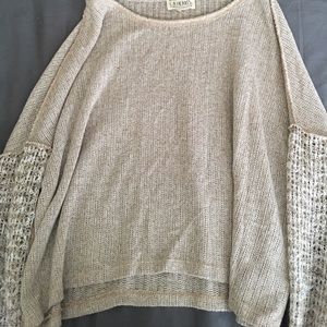Long sleeve crop top