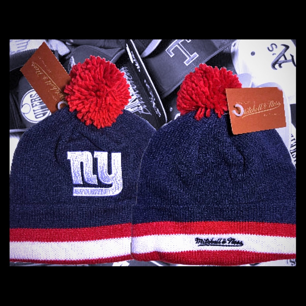 🆕Mitchell and Ness Cuffed Knit Hat-NY Giants