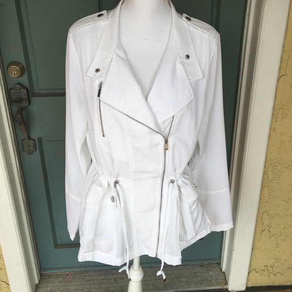 Calvin Klein Jackets & Blazers - Calvin Klein White Jacket with drawstring large