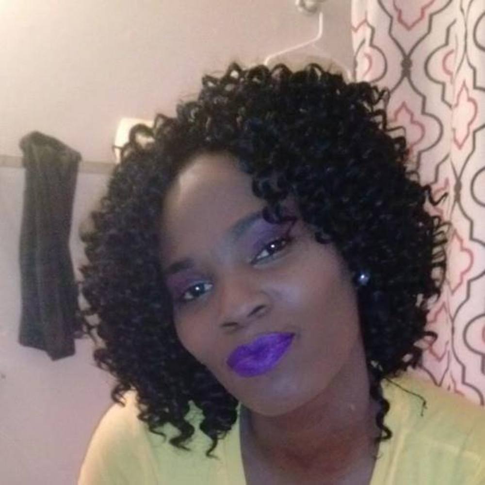 Meet your Posher, Laryn