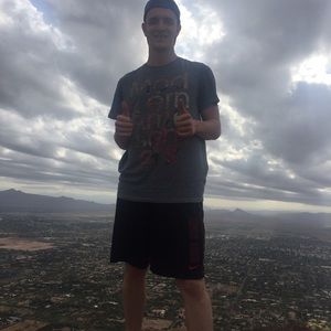 Meet your Posher, Sam