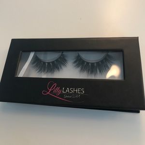 Lily lashes Lily lashes