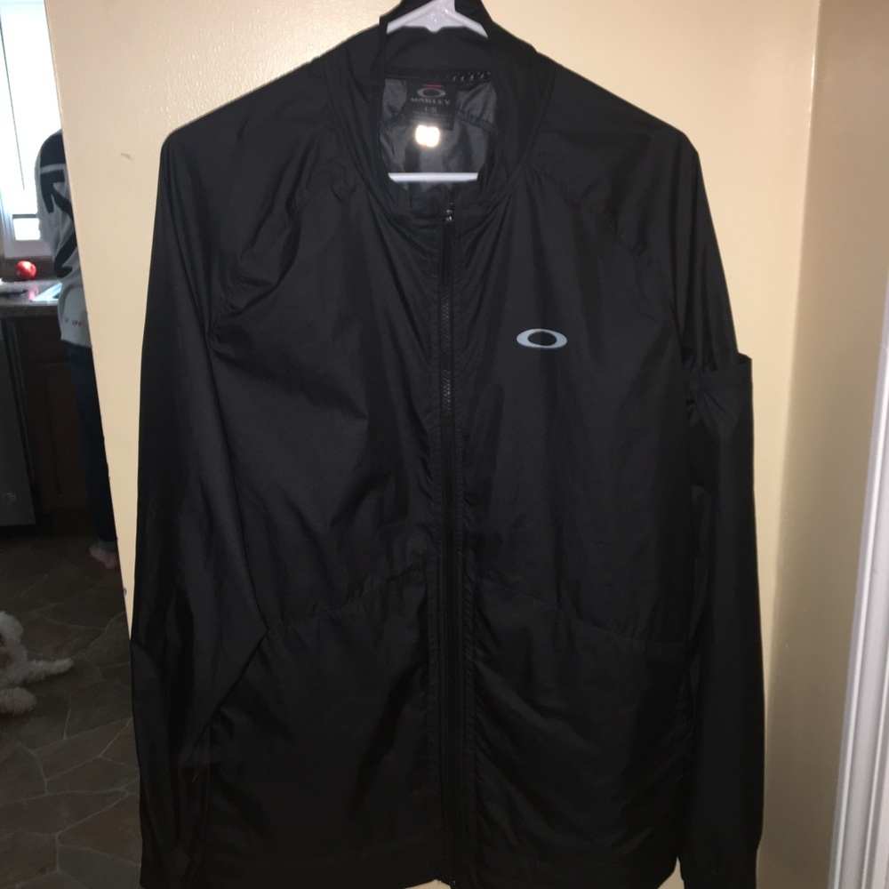 Oakley golf water resistant jacket