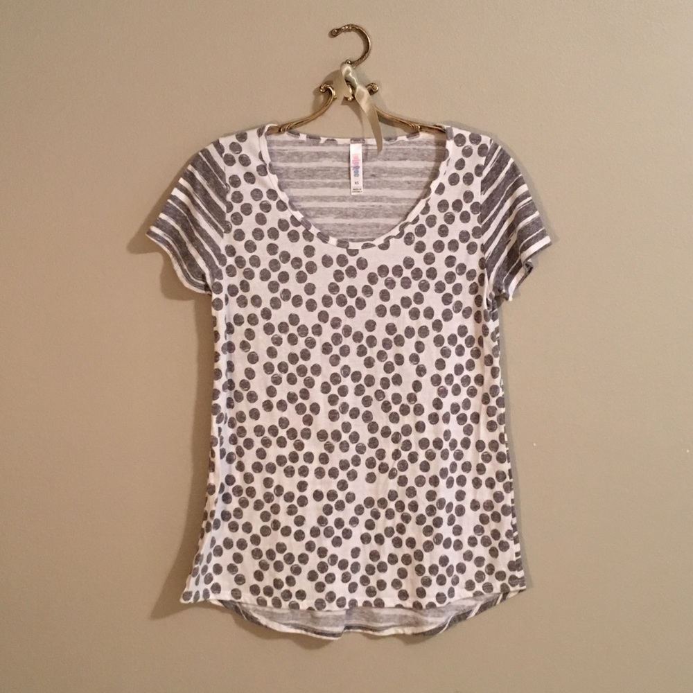 LulaRoe XS Classic T