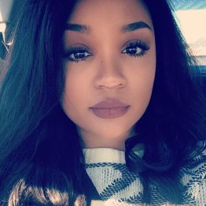 Meet your Posher, Lyndsie