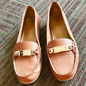 Coach tan loafers - Size 7