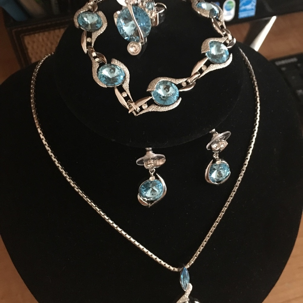 Swarovski set