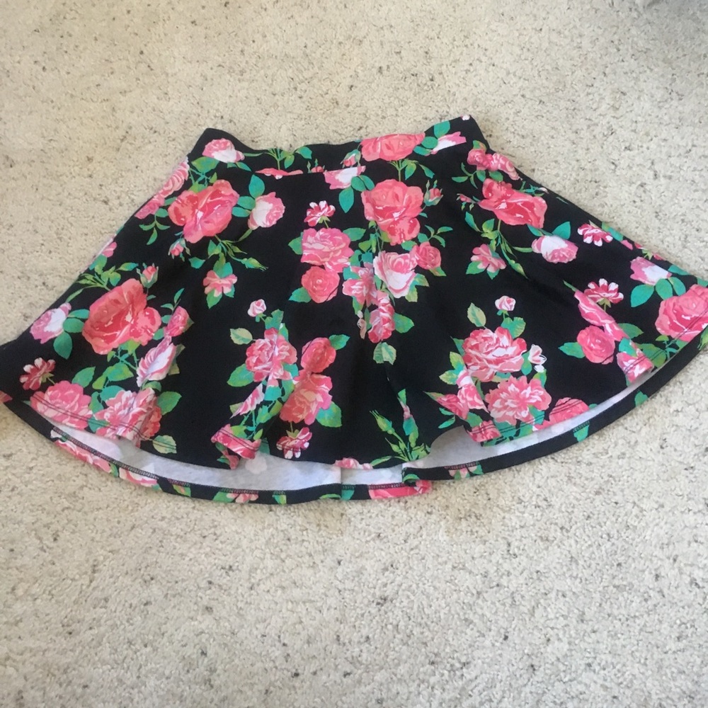 High waisted skirt