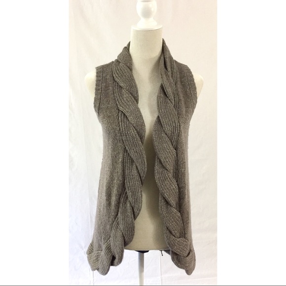 Boutique Forever 21 Sweaters - Boutique Forever 21 Light Brown Braided sweater S