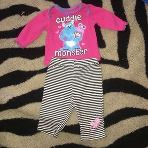 Baby girl 0 to 3 pajamas Disney monsters inc.