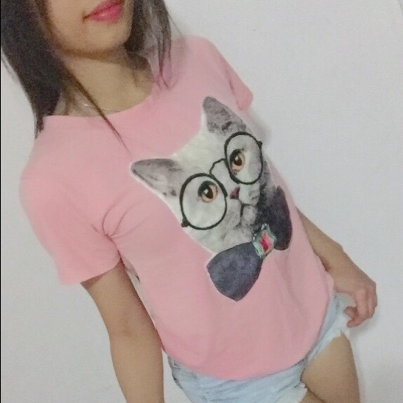 T-shirt - Picture 2 of 4