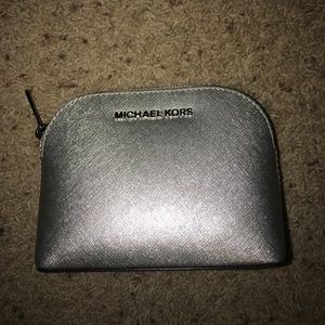 Michael Kors Cindy Makeup Bag/Travel Pouch
