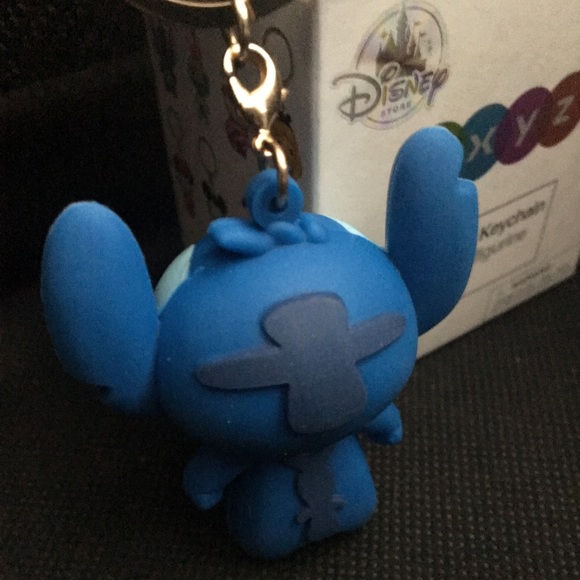 Lilo & Stitch Figural Keyring Stitch Series 1 - Picture 3 of 4