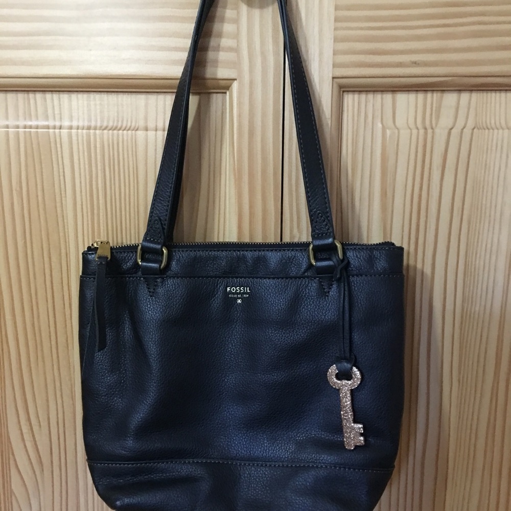 Fossil handbag