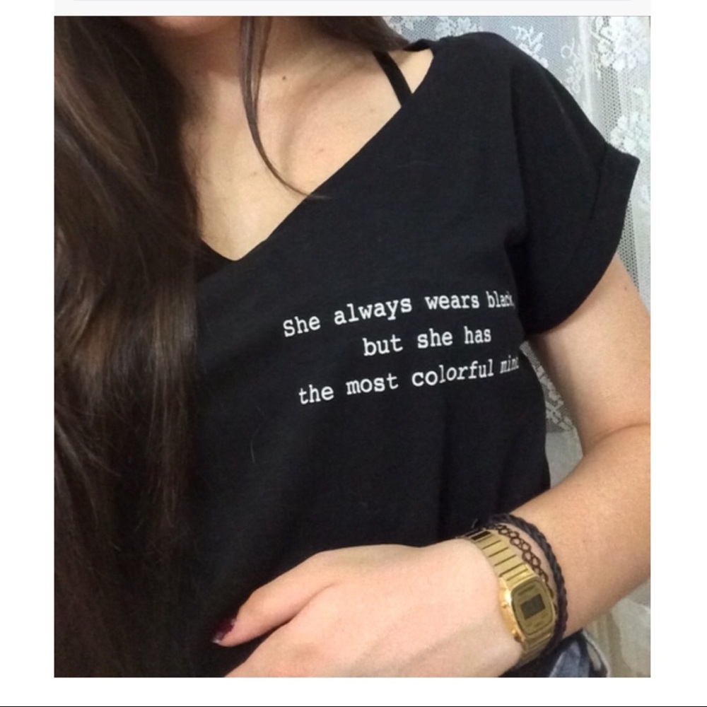 'She always wears black' logo black v neck tee