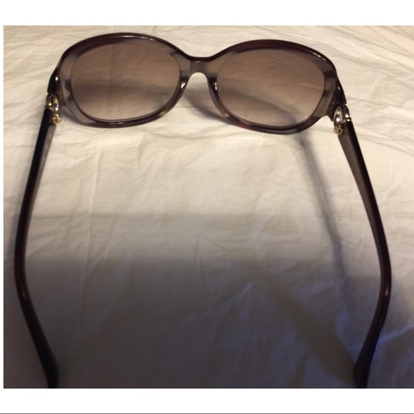 Salvatore Ferragamo Sunglasses. - Picture 6 of 7