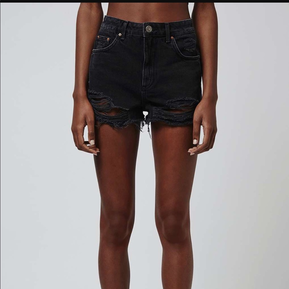 Black distressed High-Waisted "mom" shorts