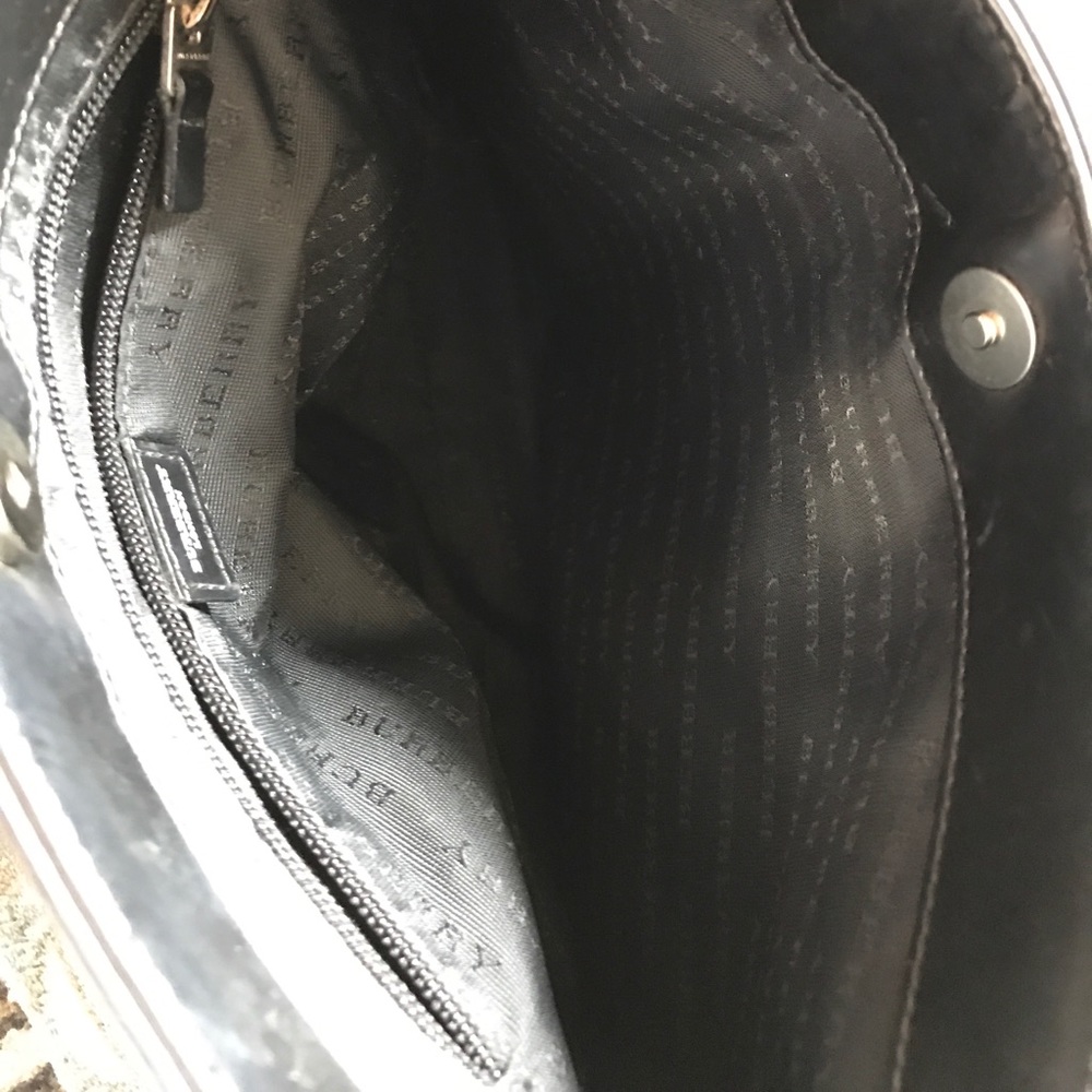 Burberry purse - Picture 8 of 8