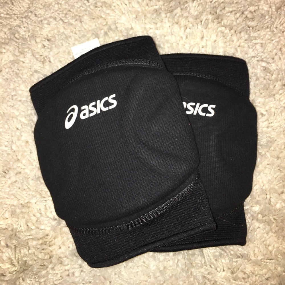 NEW volleyball kneepads