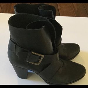 Women's Nomad boots