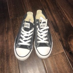 Black Chuck Converse size 8