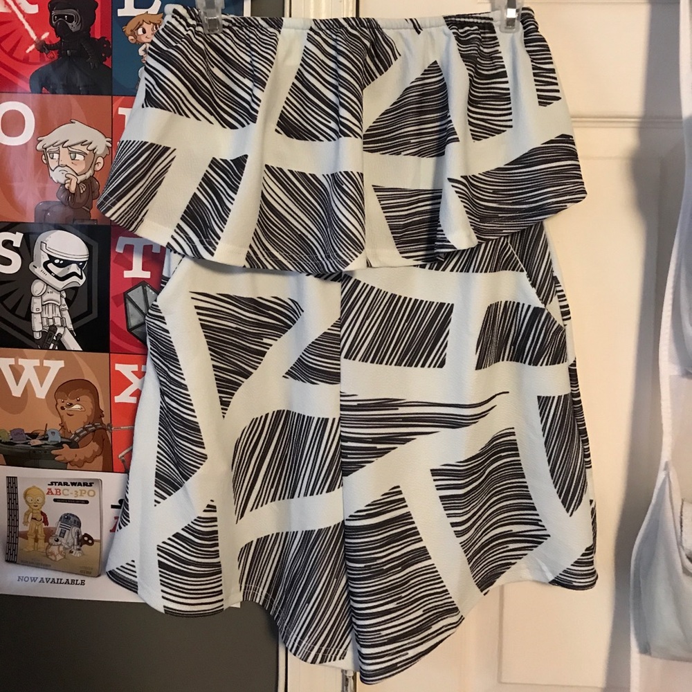 Strapless romper
