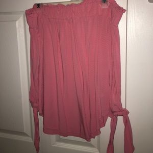 SOLD: Off the shoulder long sleeve