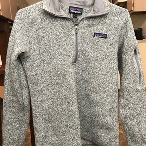 Grey Fleece Patagonia Pullover • Size Small