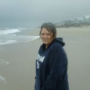 Meet your Posher, Connie