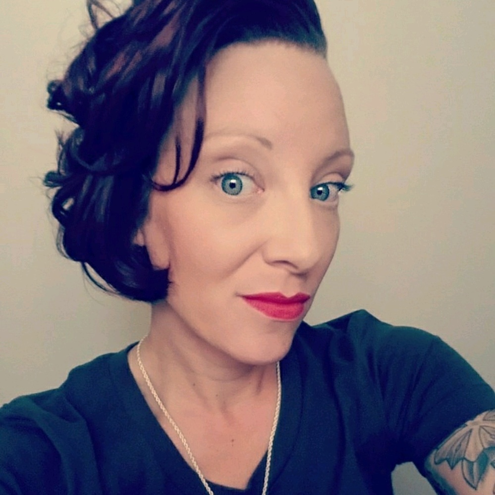 Meet your Posher, Ashlee