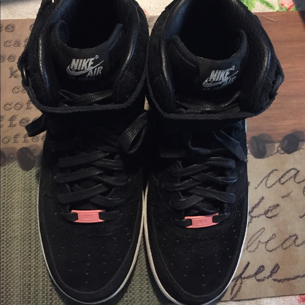 Nike Air Force 1 - NikeiD