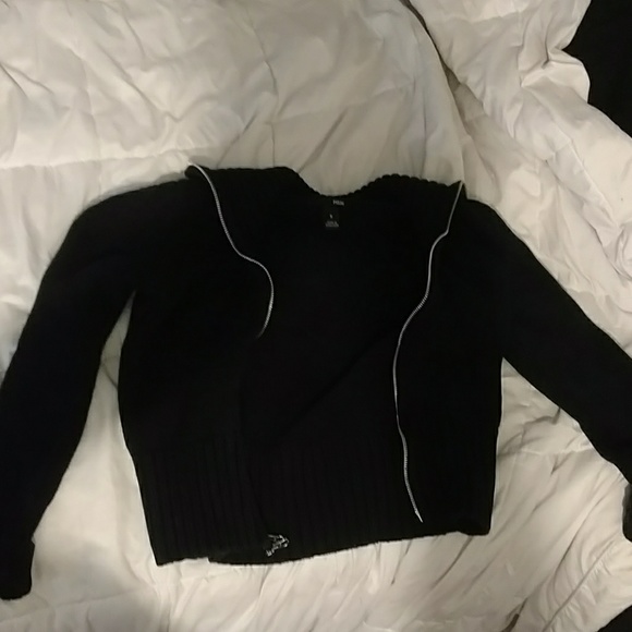Black jacket - Picture 3 of 5