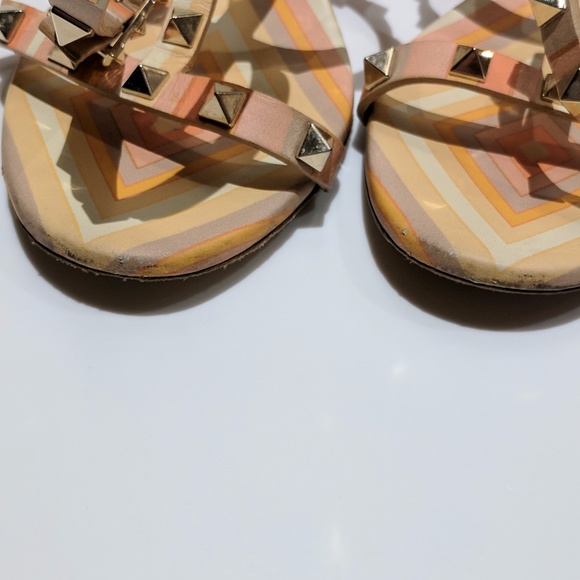 SOLD!Valentino Rockstud Native Couture Block Heels - Picture 3 of 5