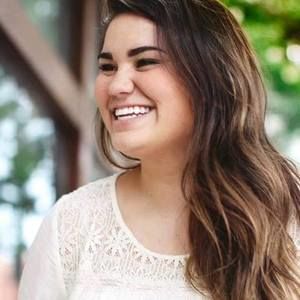 Meet your Posher, Julia-grace