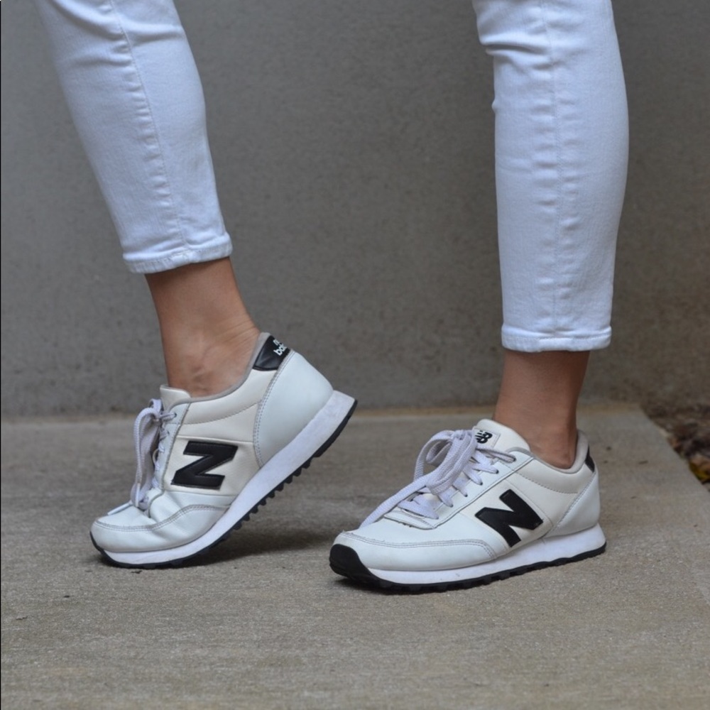 New balance white sneakers