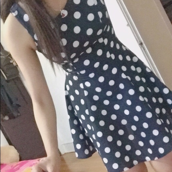 body dress - Picture 3 of 4