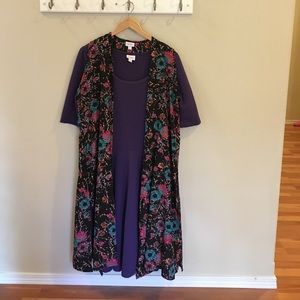 LuLaRoe Large Joy Floral Pattern