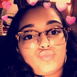 Meet your Posher, Destiny