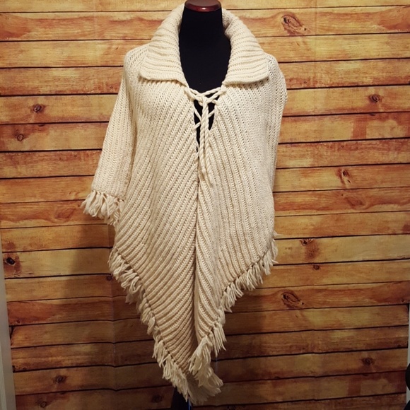 Knit Poncho - Picture 7 of 7