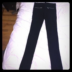 Joe's Jeans size 26 black skinny jeggings!