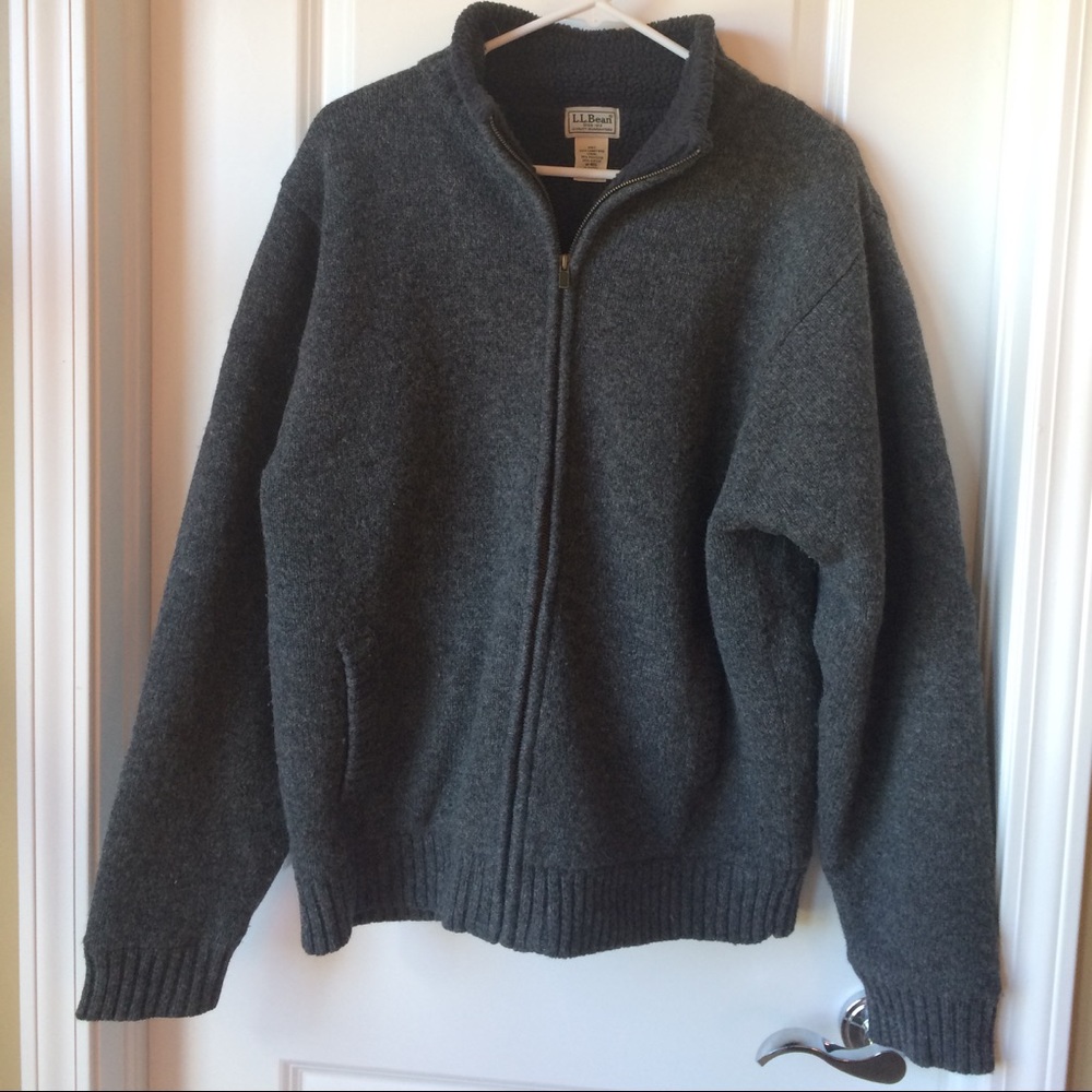 Men's LL Bean Thick Grey Sweater
