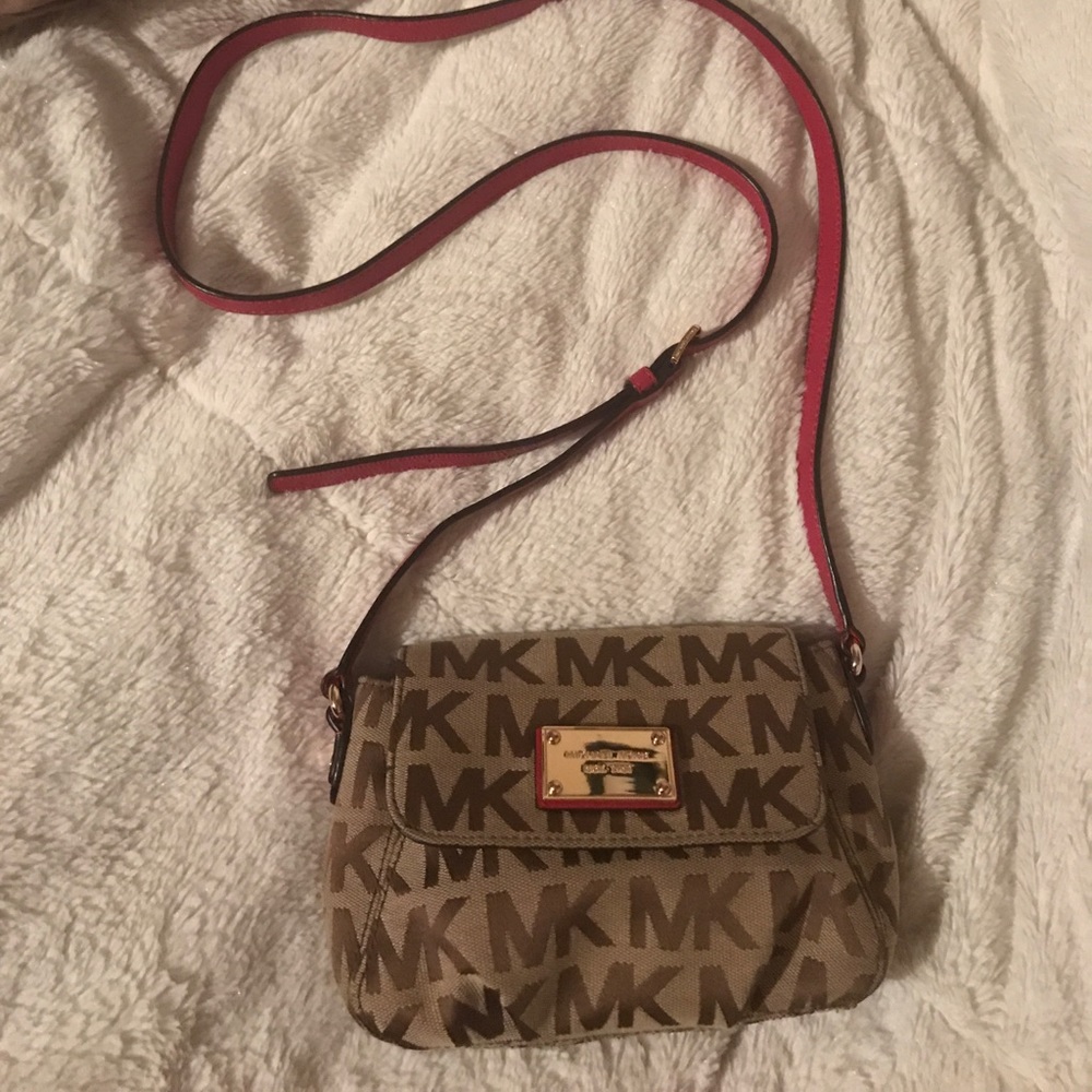 MIchael Kors Cross Body-Like New Condition